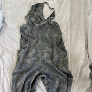 Target set of 5 jumpsuits. Size s & m. Most never worn. These things are amazing